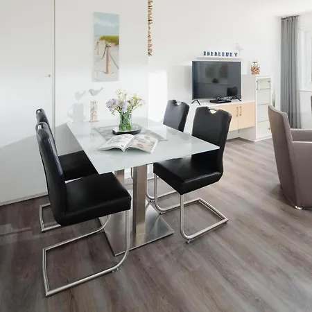 Up Suederduen Dorie דירה *